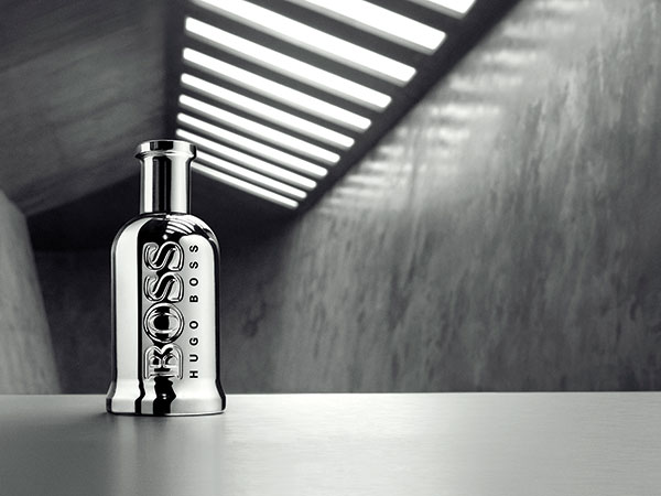 سفراء بوس يتّحدون في إطار حملة BOSS PARFUMS الجديدة المستوحاة من أجواء كرة القدم